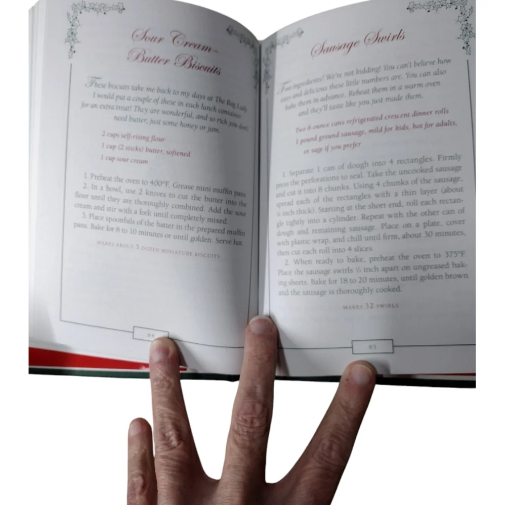 Christmas With Paula Deen Recipes and Stories Book‎ 2007